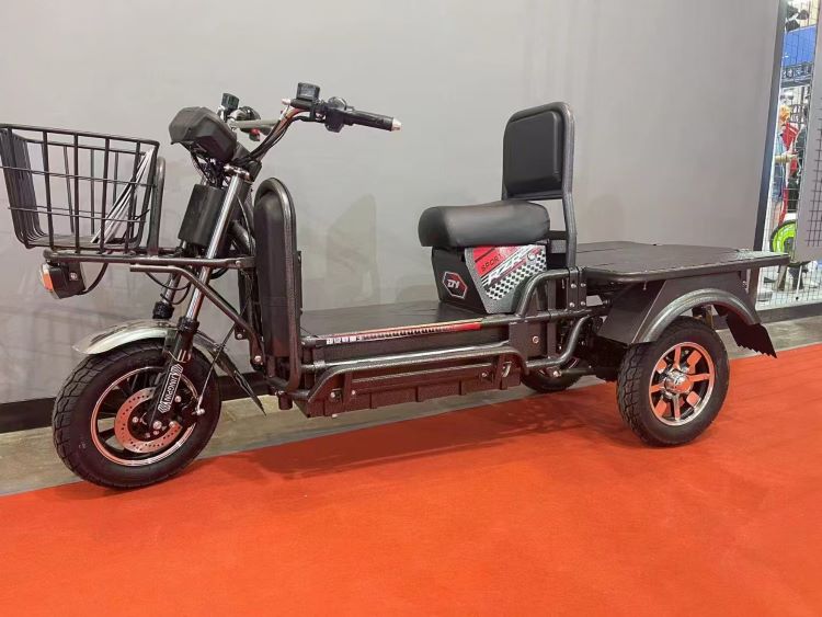 Trakkijiet elettriċi Heavy Duty